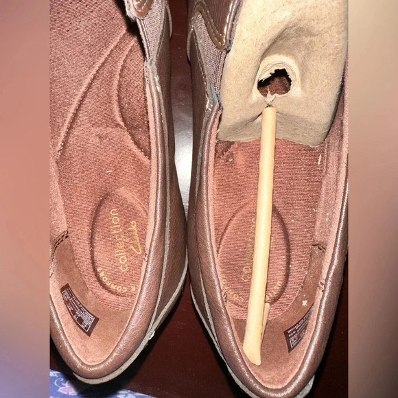 🆕 Clarks Women's Wide Loafer - Picture 2 of 6